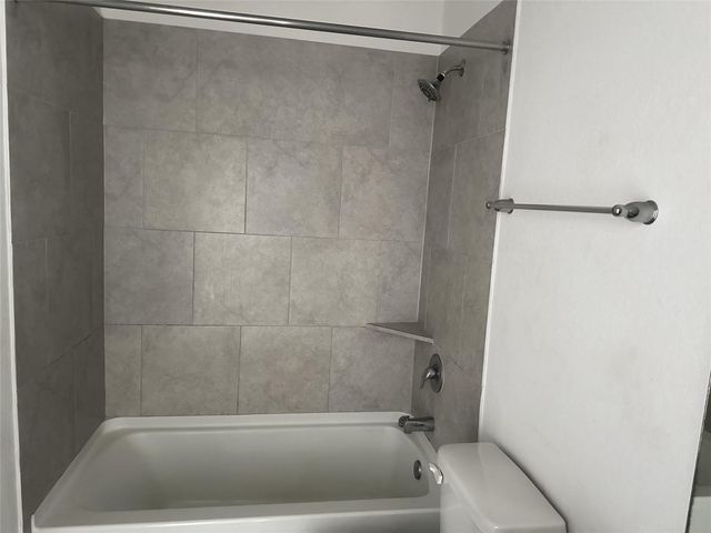 5739 Tabula Rasa Drive, Katy, TX 77493