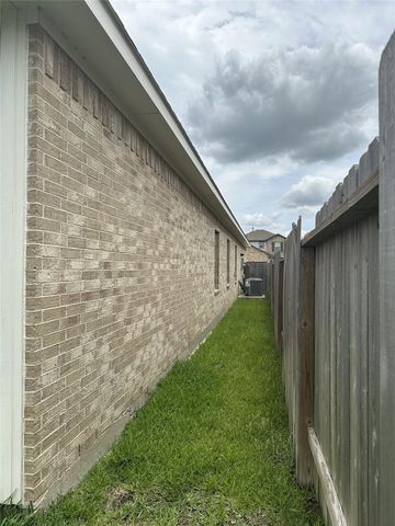 5739 Tabula Rasa Drive, Katy, TX 77493