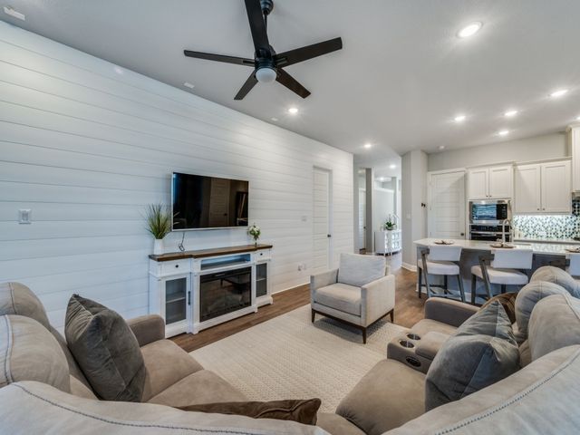 352 Moonvine Drive, Little Elm, TX 75068