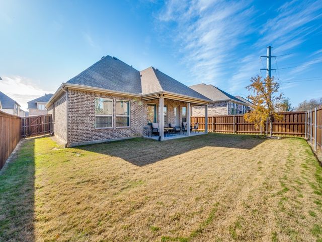 352 Moonvine Drive, Little Elm, TX 75068
