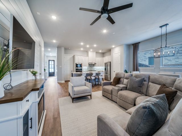 352 Moonvine Drive, Little Elm, TX 75068