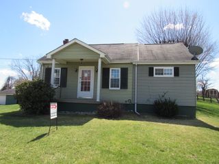 120 Darr Road, Rostraver, PA 15012