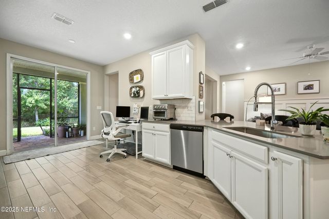 2354 ALEXIA Circle, Jacksonville, FL 32246