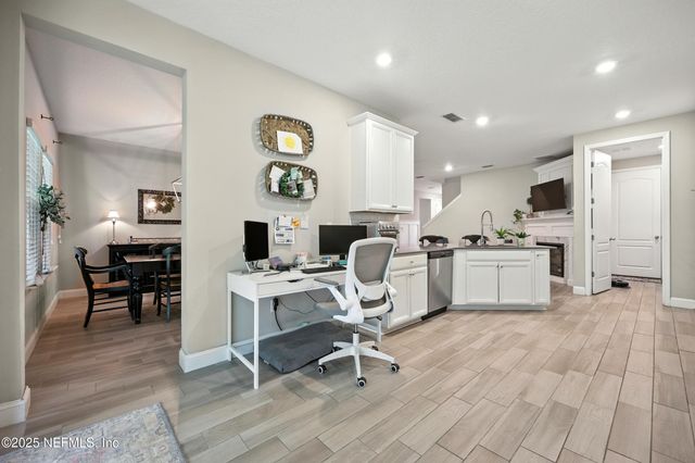 2354 ALEXIA Circle, Jacksonville, FL 32246