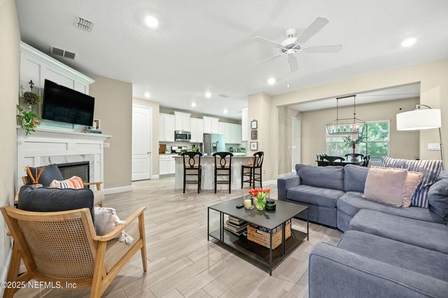 2354 ALEXIA Circle, Jacksonville, FL 32246