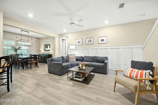 2354 ALEXIA Circle, Jacksonville, FL 32246