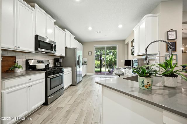 2354 ALEXIA Circle, Jacksonville, FL 32246
