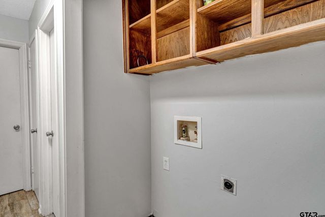 8306 GARRETT DR., Tyler, TX 75703