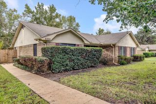 8306 GARRETT DR., Tyler, TX 75703