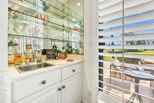 178 Gran Via, Palm Desert, CA 92260