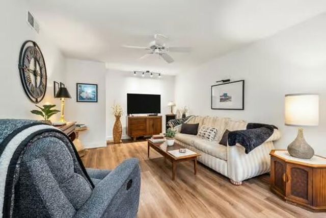 178 Gran Via, Palm Desert, CA 92260