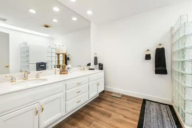 178 Gran Via, Palm Desert, CA 92260