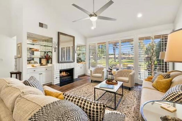 178 Gran Via, Palm Desert, CA 92260