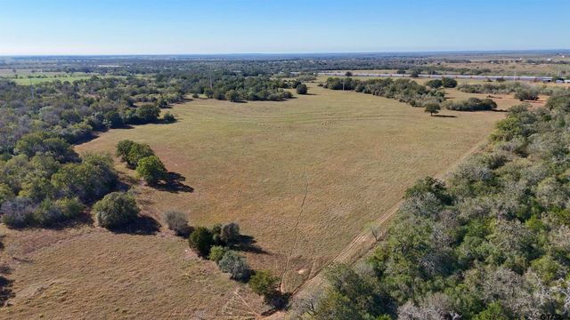 7180 CR 283, Harwood, TX 78632