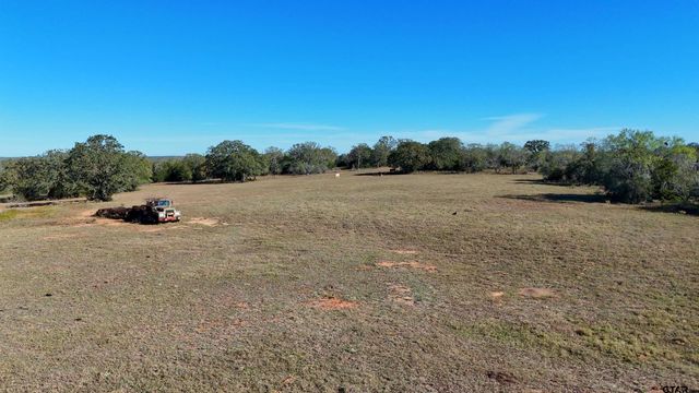 7180 CR 283, Harwood, TX 78632