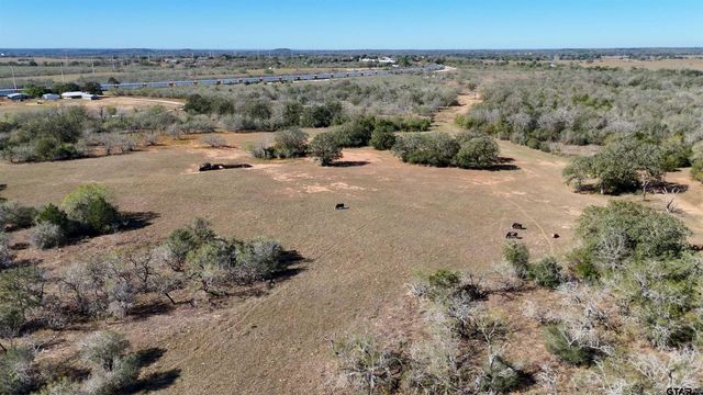 7180 CR 283, Harwood, TX 78632