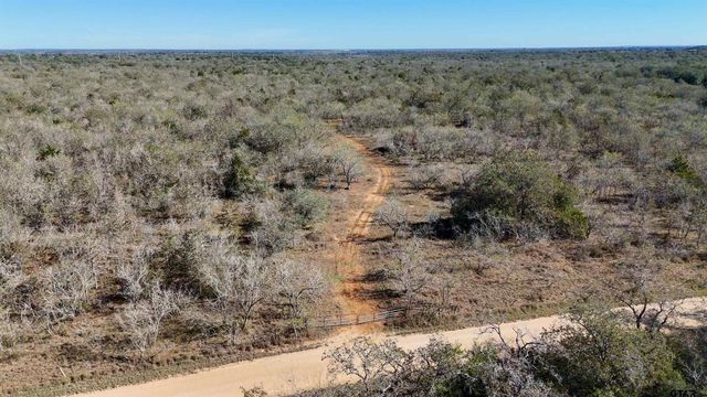 7180 CR 283, Harwood, TX 78632
