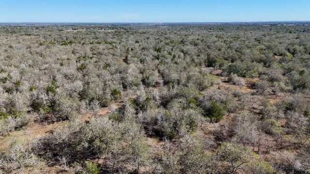7180 CR 283, Harwood, TX 78632