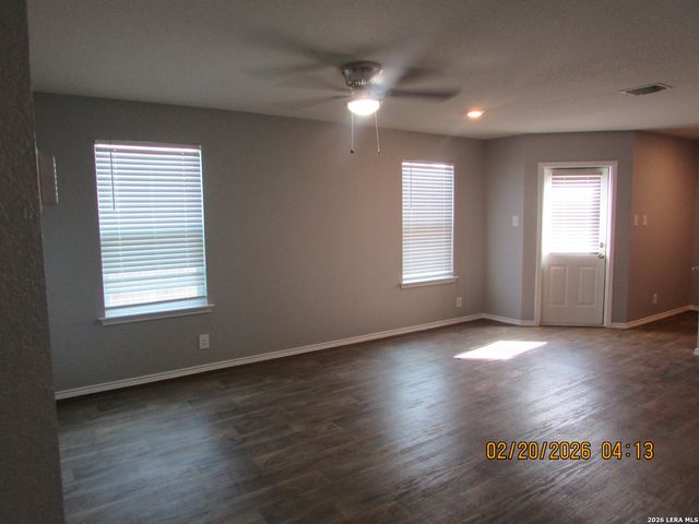 1047 Cozumel Emerald, San Antonio, TX 78253