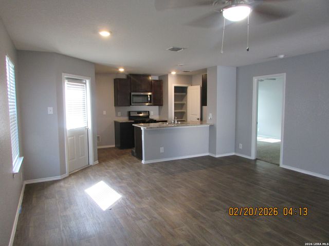 1047 Cozumel Emerald, San Antonio, TX 78253