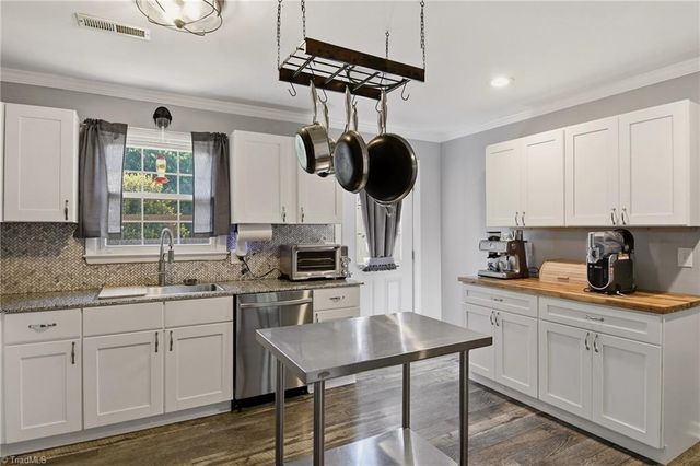 202 Turkey Hill Drive, King, NC 27021