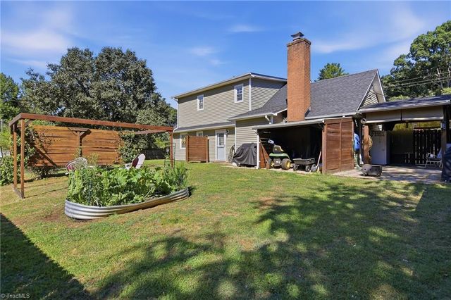 202 Turkey Hill Drive, King, NC 27021