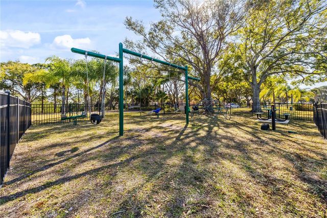 5937 BAYSIDE KEY DRIVE, Tampa, FL 33615