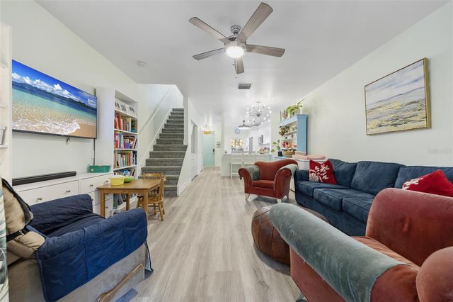 5937 BAYSIDE KEY DRIVE, Tampa, FL 33615