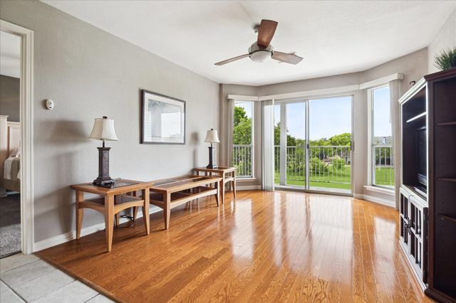 18617 Egret Bay Boulevard 308, Webster, TX 77058