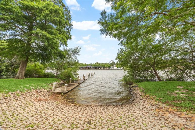 18617 Egret Bay Boulevard 308, Webster, TX 77058