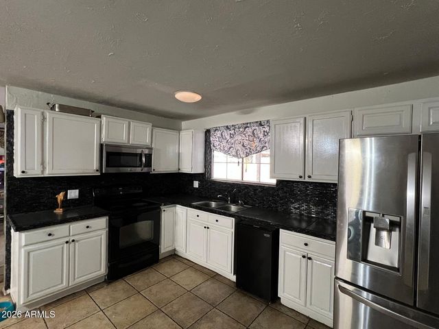 3053 N 53RD Drive, Phoenix, AZ 85031