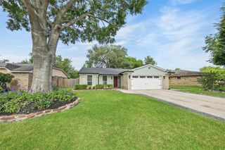 9607 Rumbling Wood Lane, Houston, TX 77086