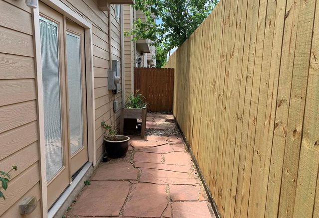 2237 Naomi St, Houston, TX 77054