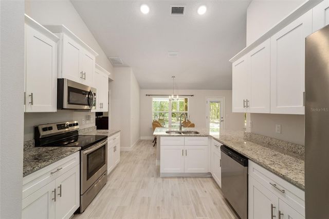 8489 NE 6TH LANE, High Springs, FL 32643