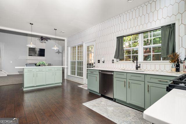3136 Elmendorf Drive NW, Kennesaw, GA 30144