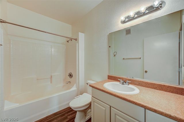 8250 North GRAND CANYON Drive 2093, Las Vegas, NV 89166