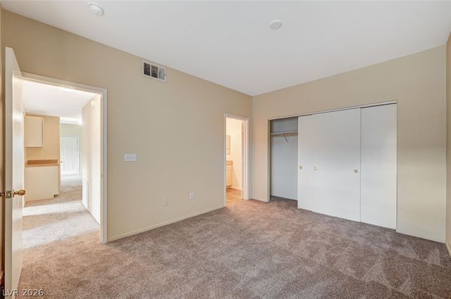8250 North GRAND CANYON Drive 2093, Las Vegas, NV 89166