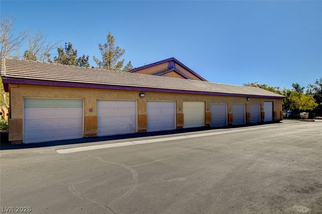 8250 North GRAND CANYON Drive 2093, Las Vegas, NV 89166