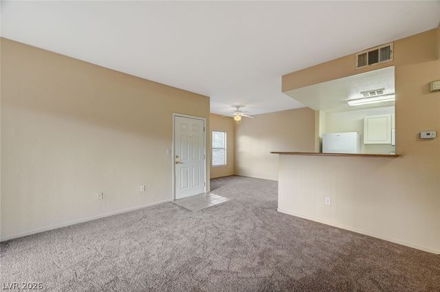 8250 North GRAND CANYON Drive 2093, Las Vegas, NV 89166