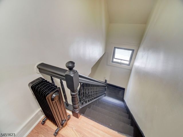 65 Glenwood Ave, East Orange City, NJ 07017