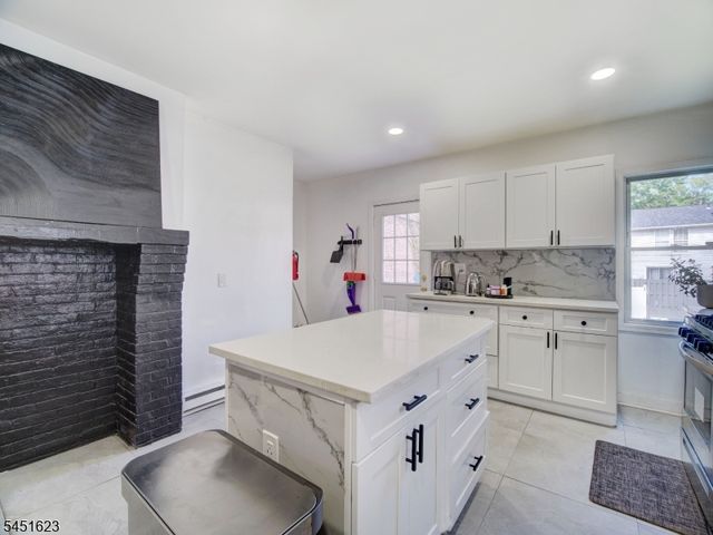 65 Glenwood Ave, East Orange City, NJ 07017