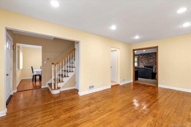 2000 Merrick Avenue, Merrick, NY 11566