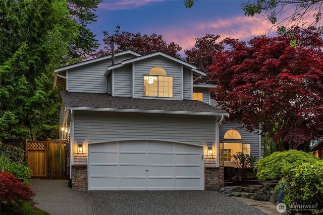 933 6th Place S, Kirkland, WA 98033