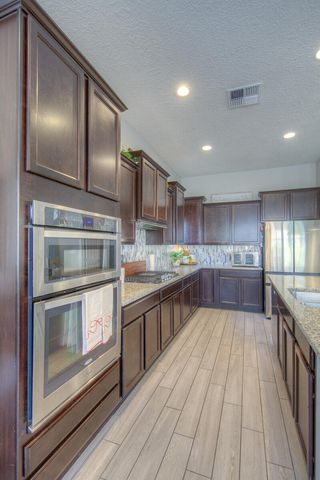 4014 Plaza Colina Lane NE, Rio Rancho, NM 87124