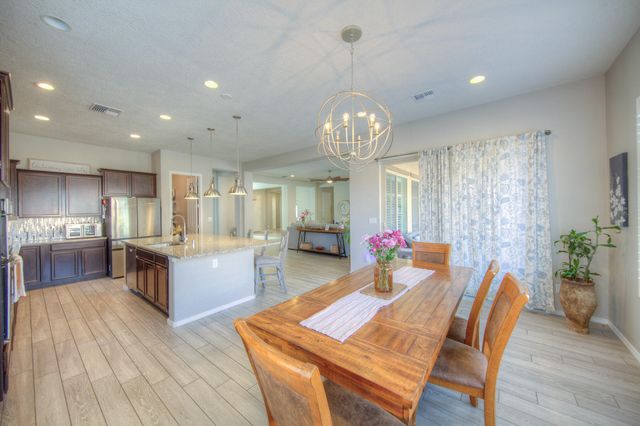 4014 Plaza Colina Lane NE, Rio Rancho, NM 87124