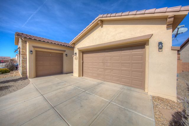 4014 Plaza Colina Lane NE, Rio Rancho, NM 87124