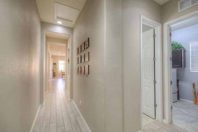 4014 Plaza Colina Lane NE, Rio Rancho, NM 87124