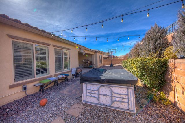 4014 Plaza Colina Lane NE, Rio Rancho, NM 87124