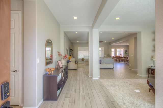 4014 Plaza Colina Lane NE, Rio Rancho, NM 87124