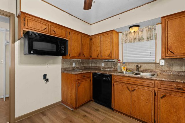 3127 CR 222, Henderson, TX 75652